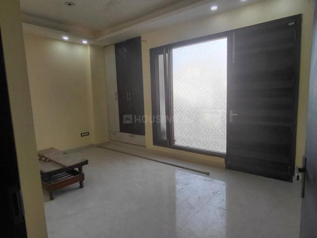Flat for rent in Deri