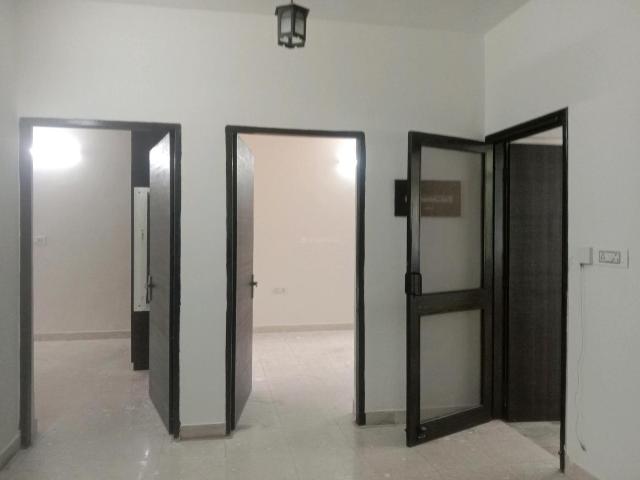 Flat for rent in Deri