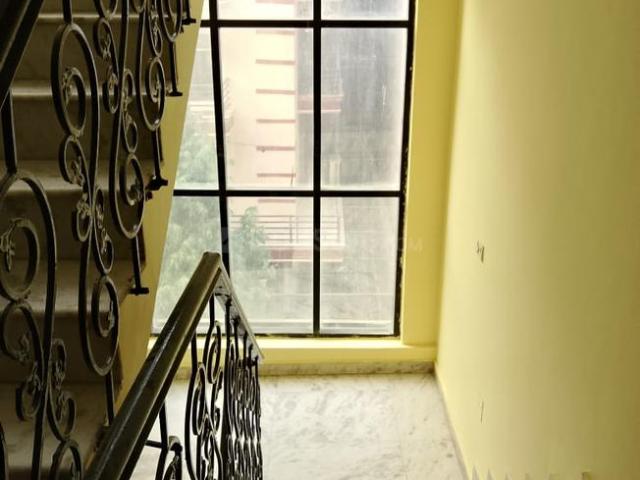 Flat for rent in Deri