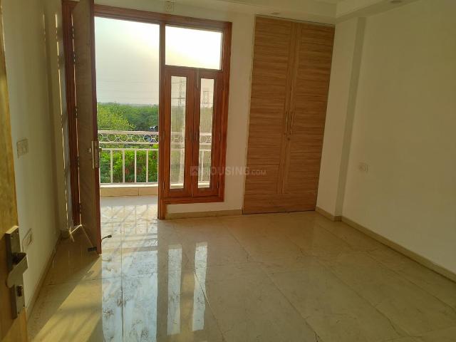 Flat for rent in Deri