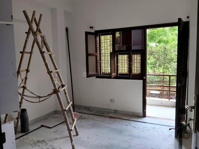 Flat for rent in Deri