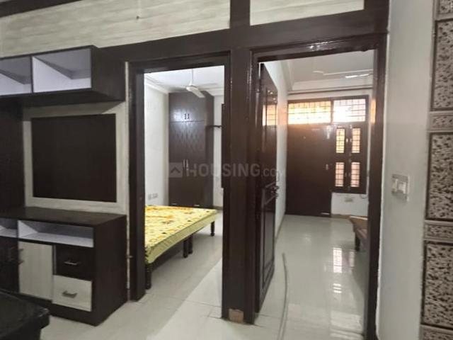 Flat for rent in New Delhi, Delhi