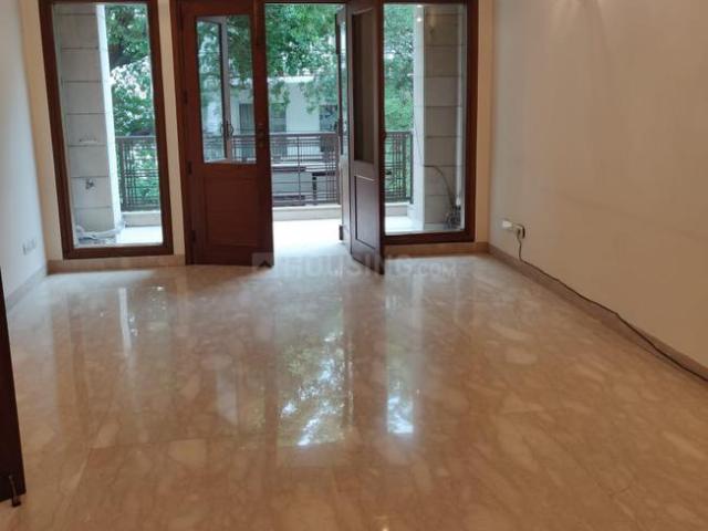Flat for rent in Deri
