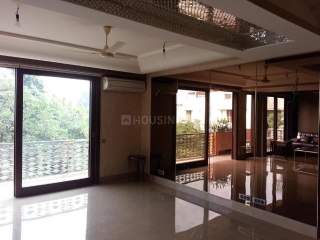 Flat for rent in Deri