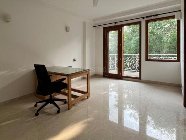 Flat for rent in Deri