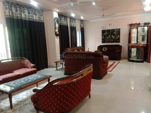 Flat for rent in Deri