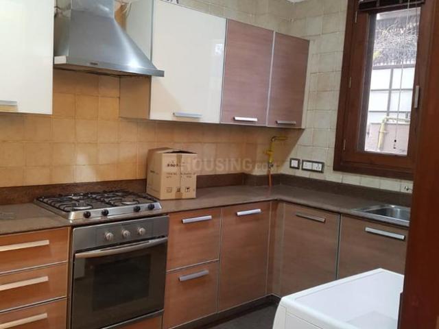 Flat for rent in Deri