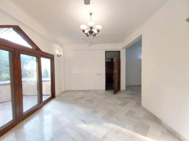 Flat for rent in Deri