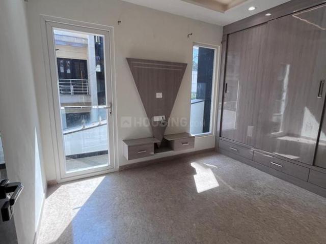 Flat for rent in West Delhi, Deri