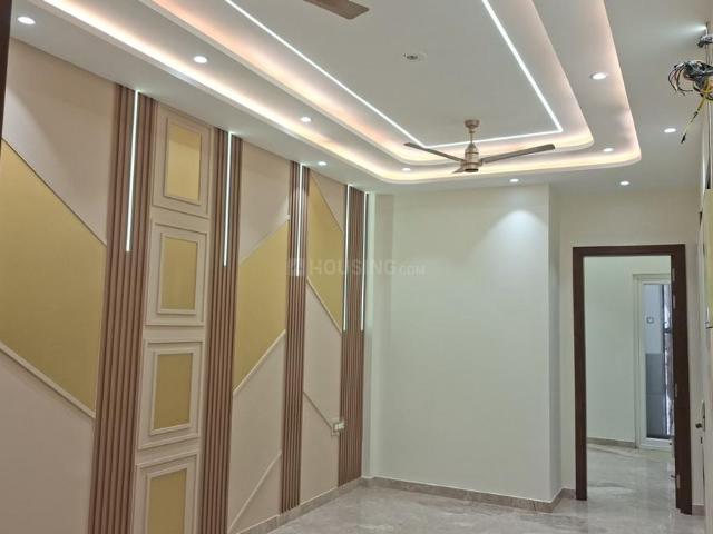 Flat for sale in West Delhi, Deri
