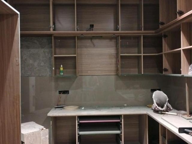 Flat for sale in West Delhi, Deri