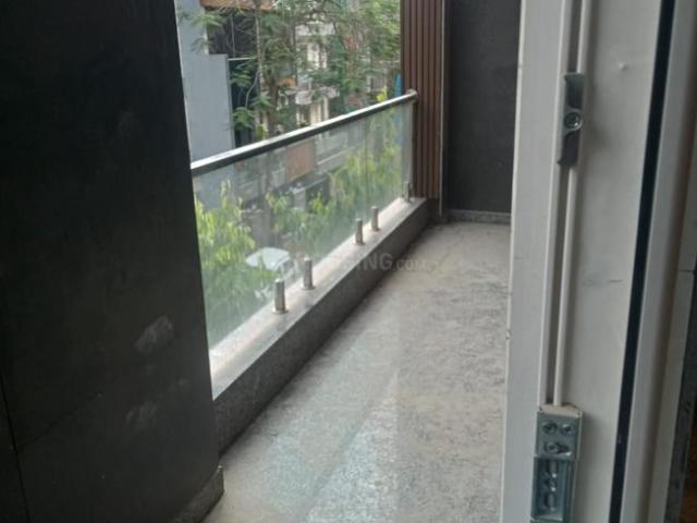 Flat for sale in West Delhi, Deri