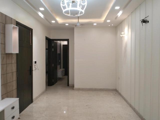 Flat for sale in West Delhi, Deri