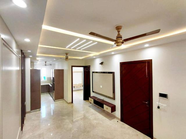 Flat for sale in West Delhi, Deri