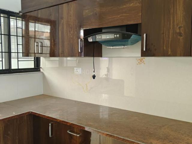 House for rent in Madya