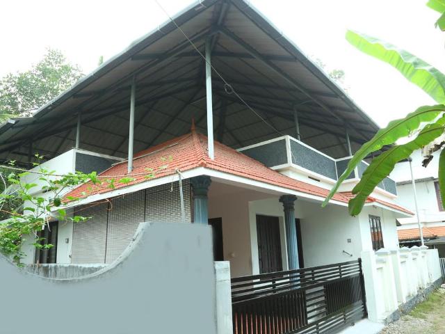 House for sale in Aluva, Kerala