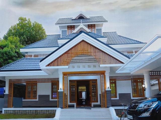 House for sale in Aluva, Kerala