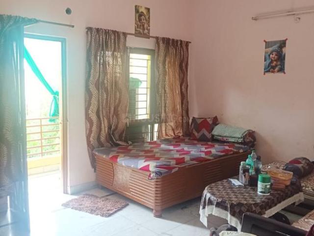 House for sale in Madya