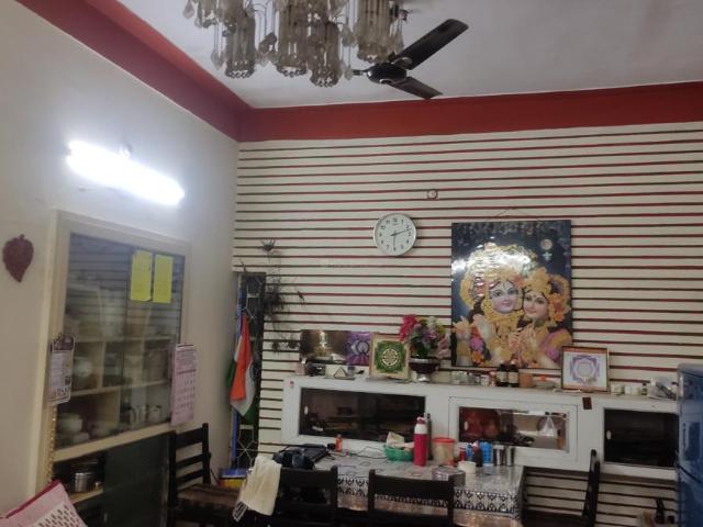 House for sale in Madya