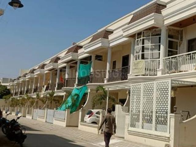 House for rent in Madya
