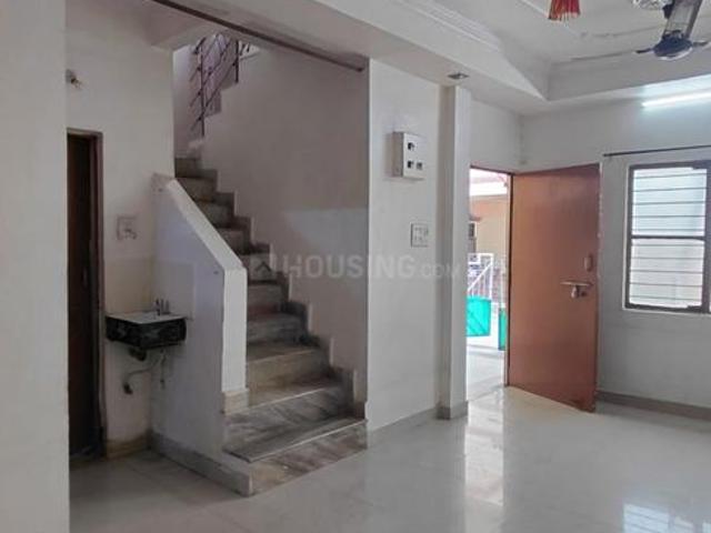House for rent in Madya