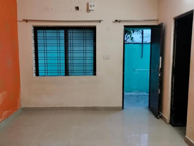 House for sale in Madya