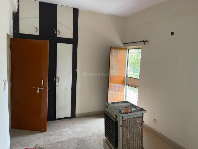 House for sale in Madya
