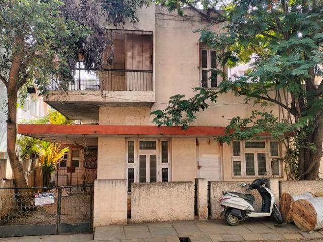 House for sale in Bangalore South, Cox Town - Bangalore