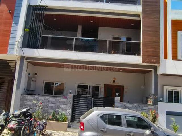 House for rent in Madya