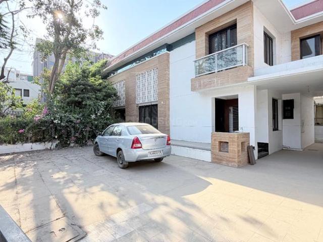 House for rent in Tilakwada, Gujarat