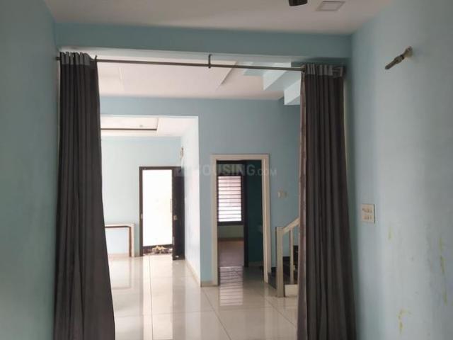 House for rent in Madya