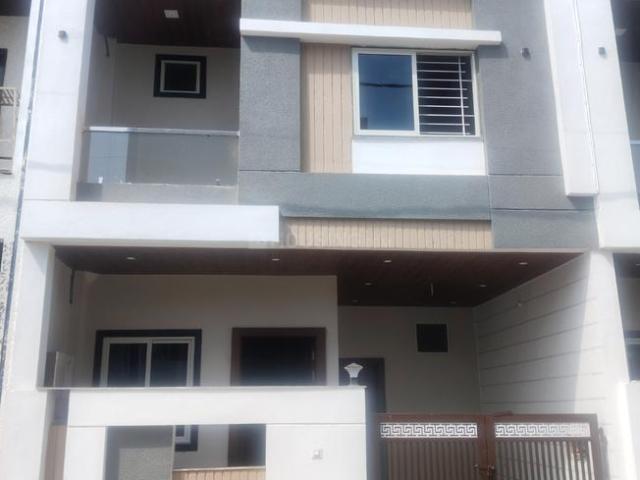 House for sale in Madya