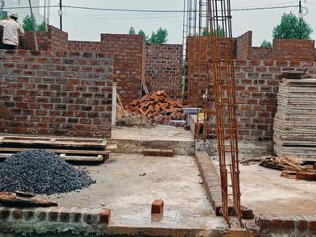 House for sale in Bhichaulimardana, Indore