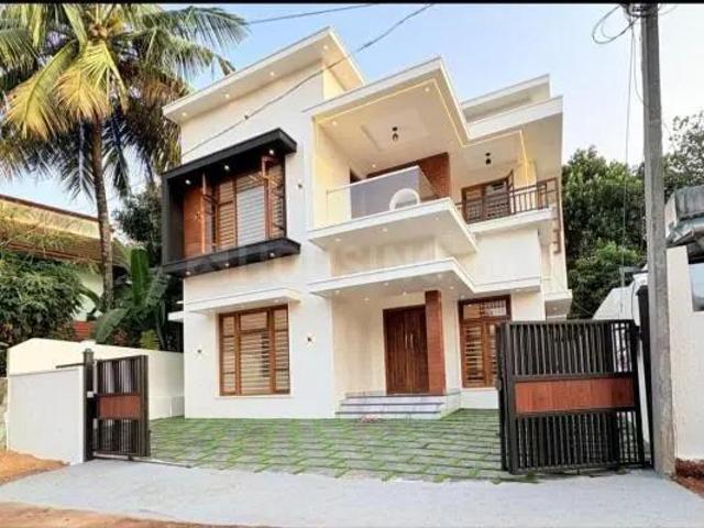 House for sale in Palakkad, Kerala