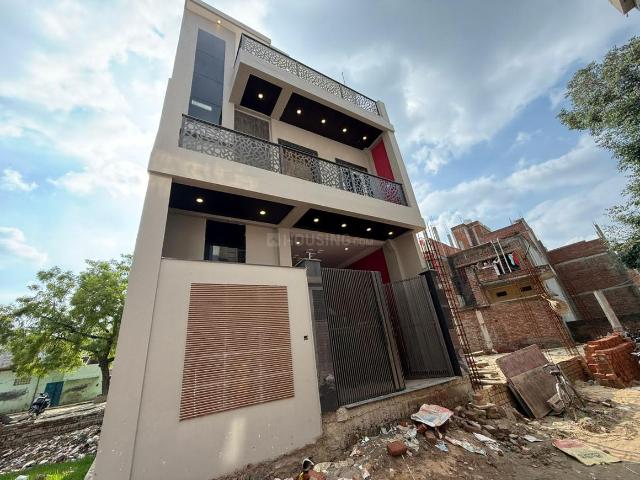 House for sale in Varanasi, Arunachal Pradesh