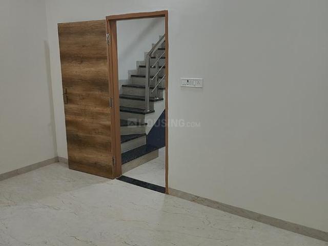 House for rent in Madya