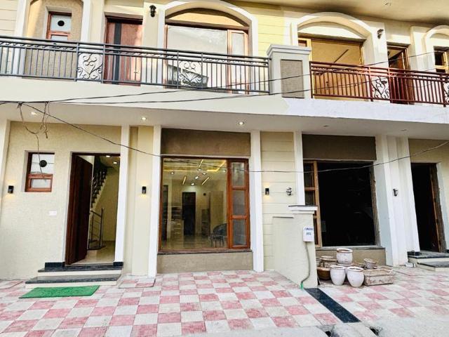 House for sale in Zirakpur, Punjab