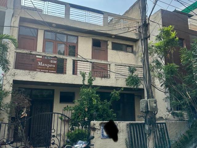 House for sale in Hariana