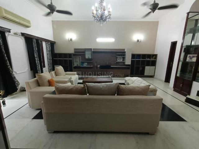 House for sale in Hariana