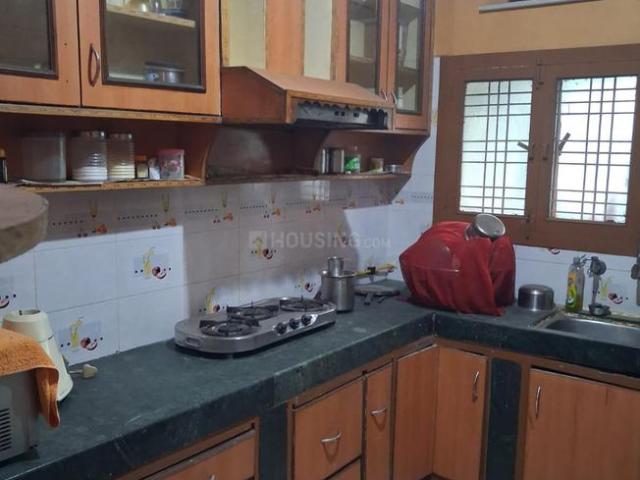 House for sale in Madya