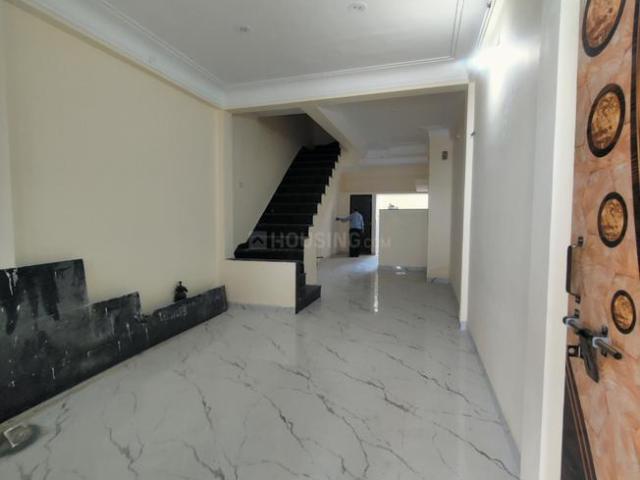 House for sale in Madya