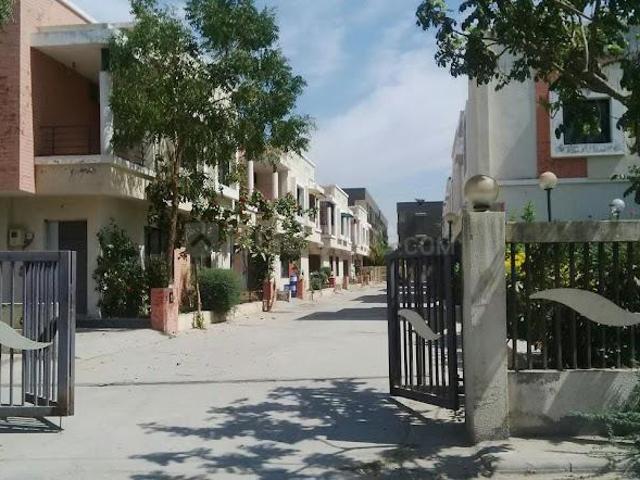 House for rent in Ghuma, Ahmedabad