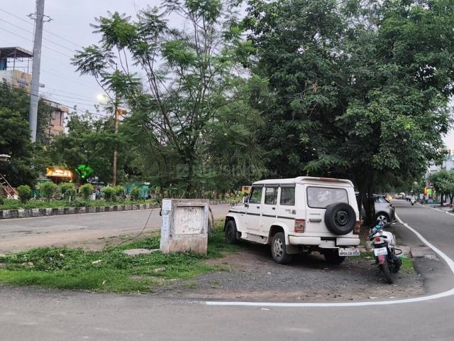 House for sale in Madya