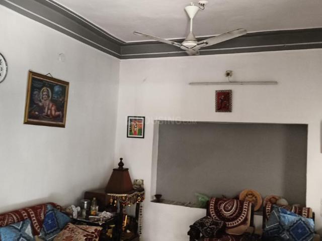 House for sale in Madya