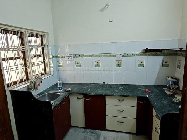 House for rent in Madya