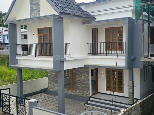 House for sale in Nilampathinjamugal, Ernakulam