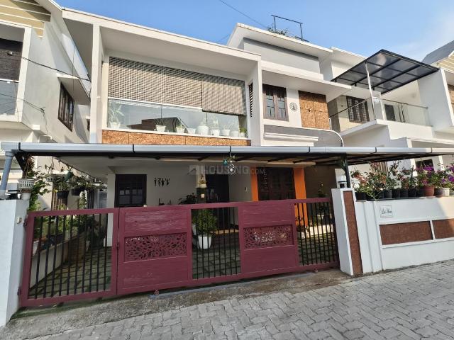 House for sale in Nilampathinjamugal, Ernakulam