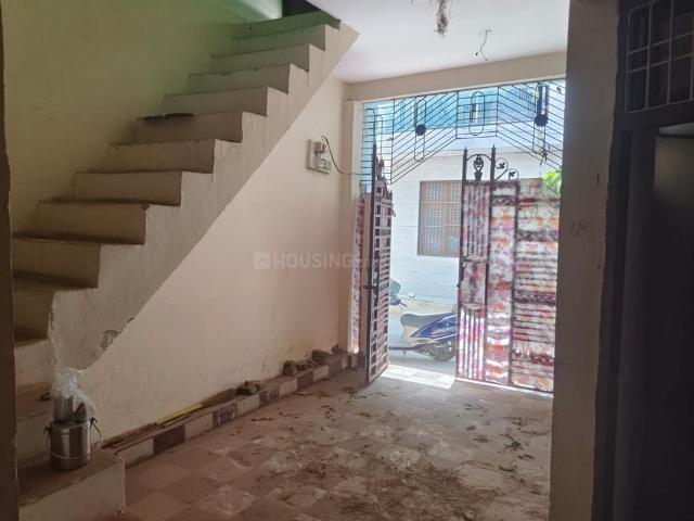 House for rent in Madya
