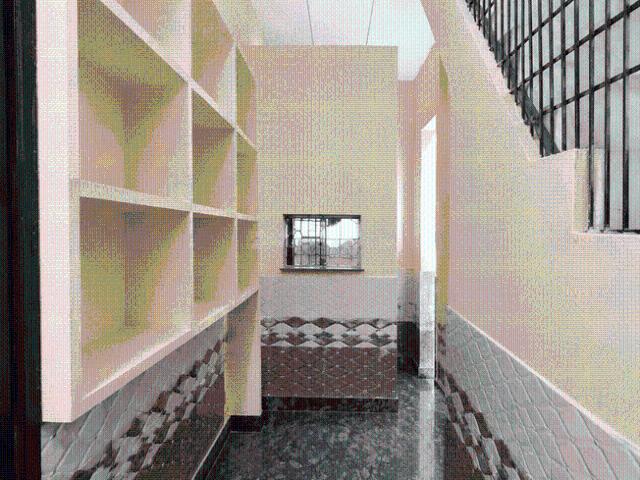 House for sale in North East Delhi, Deri