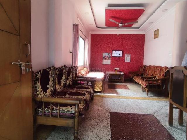House for sale in Madya